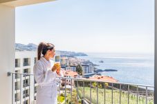 Apartamento en Câmara de Lobos - Luna by KAAMAH